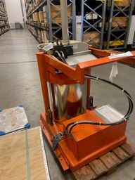 Orwak Hydrauliske sekkepresser, 2 stk / hydraulic bag press. 2 pcs